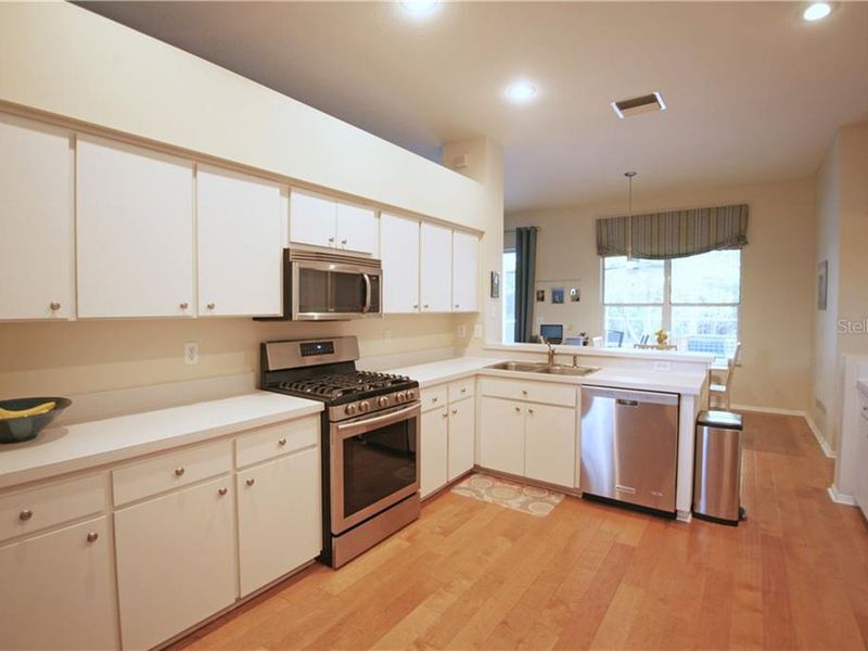 10103 Bennington Drive, Tampa, FL 33626 ListReports