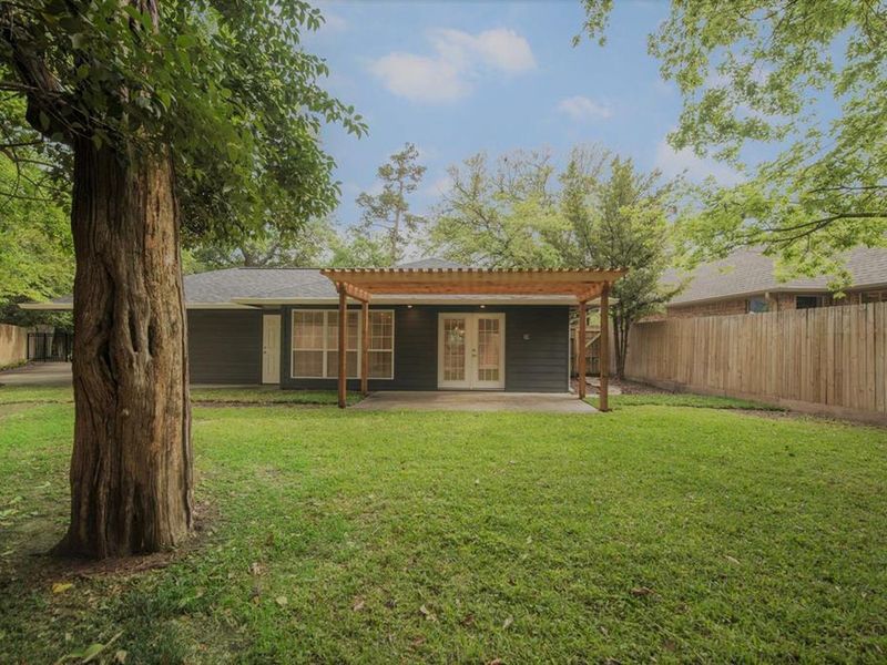 8814 Westview Drive, Houston, TX 77055 ListReports