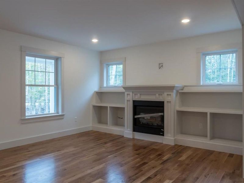 78 Lakeside Drive, Windham, ME 04062 ListReports