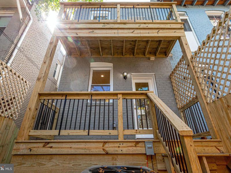 1437 Monroe Street Nw, Washington, DC 20010 ListReports