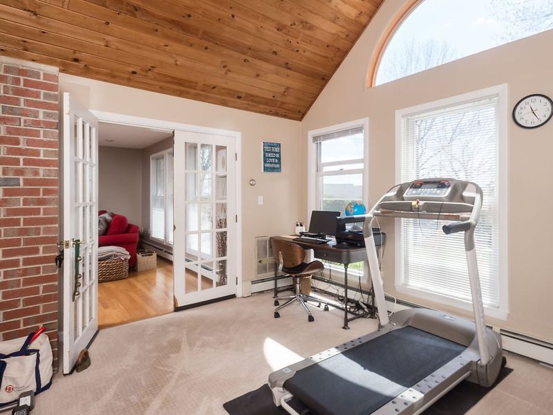 10 Landing Way, Dover, NH 03820 ListReports