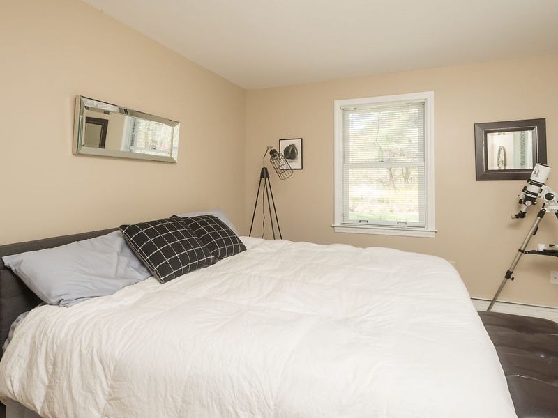 10 Landing Way, Dover, NH 03820 ListReports