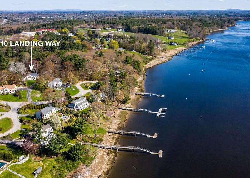 10 Landing Way, Dover, NH 03820 ListReports