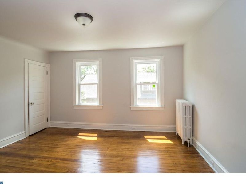 323 Summit Avenue, Jenkintown, PA 19046 ListReports