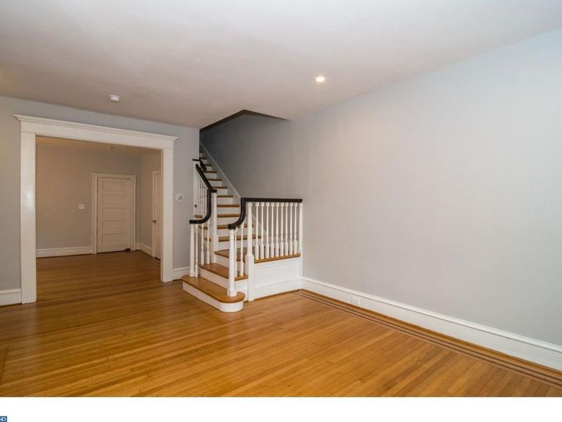 323 Summit Avenue, Jenkintown, PA 19046 ListReports