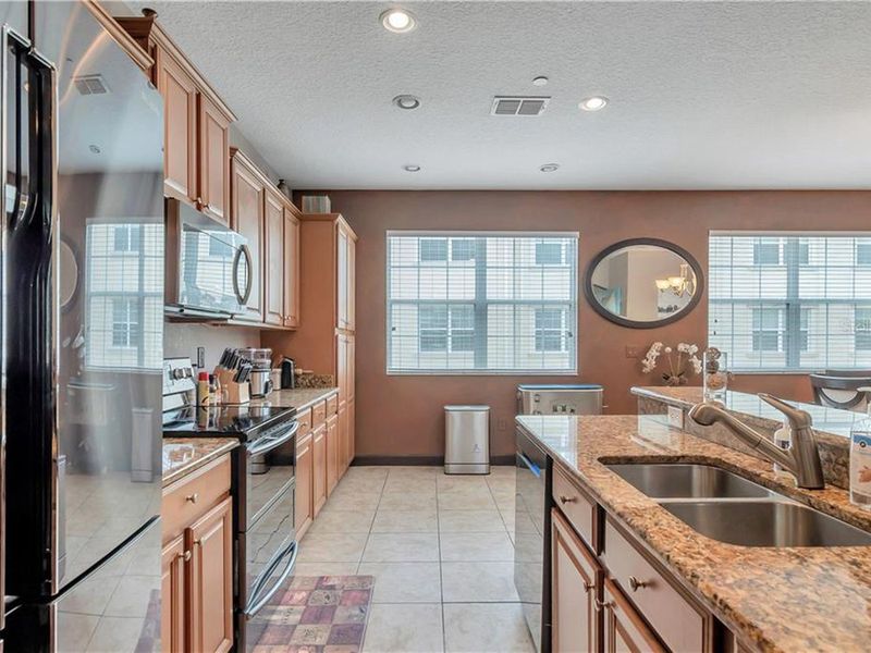 10144 Arbor Run Drive 118, Tampa, FL 33647 ListReports