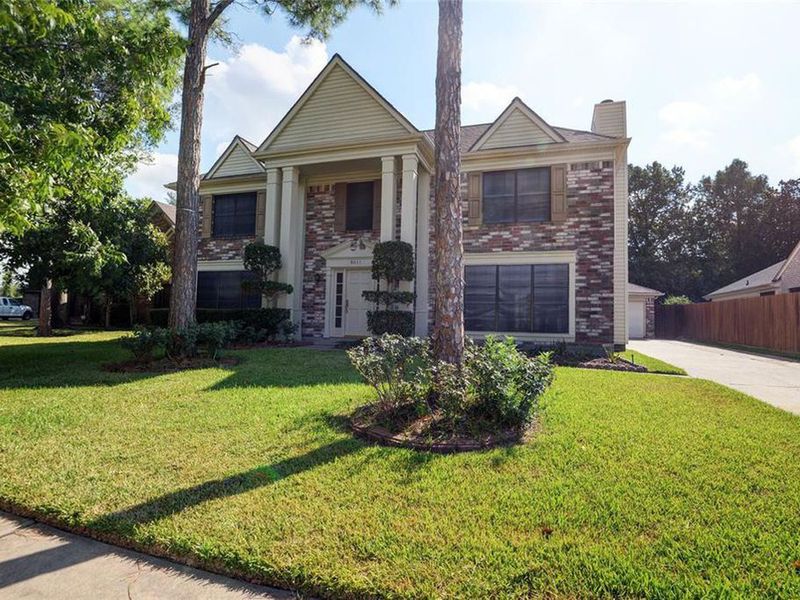 8611 Rocky Valley Drive, Houston, TX 77083 ListReports