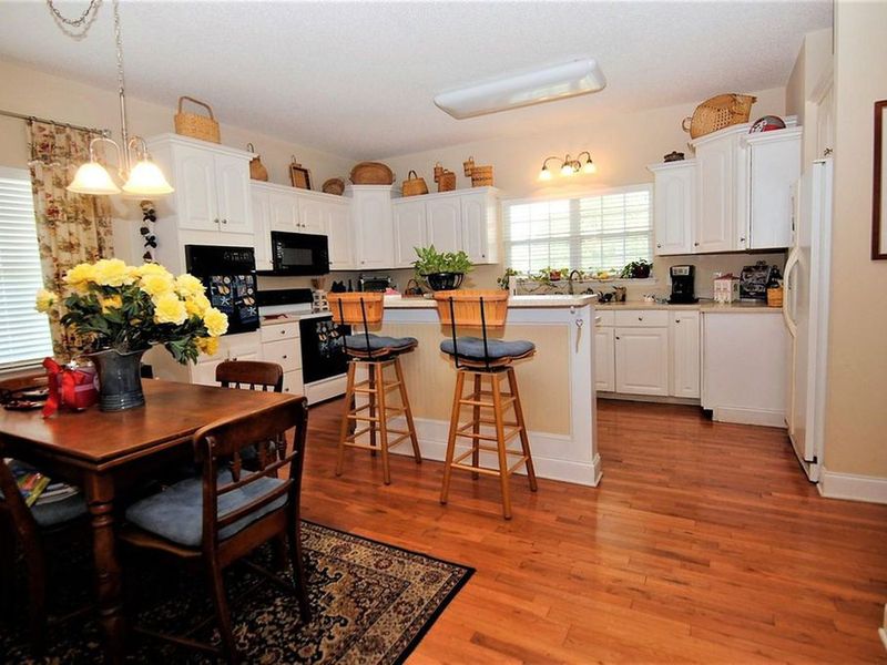 175 Waterfront Drive, Moncks Corner, SC 29461 ListReports