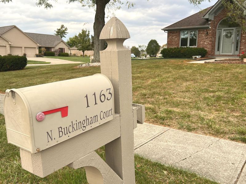 1163 N Buckingham Court Greenfield IN 46140 ListReports
