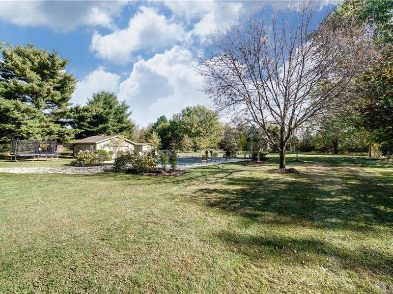 10764 Frederick Pike, Vandalia, OH, 45377 ListReports