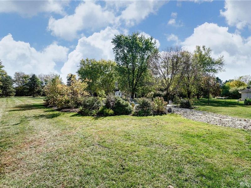 10764 Frederick Pike, Vandalia, OH, 45377 ListReports