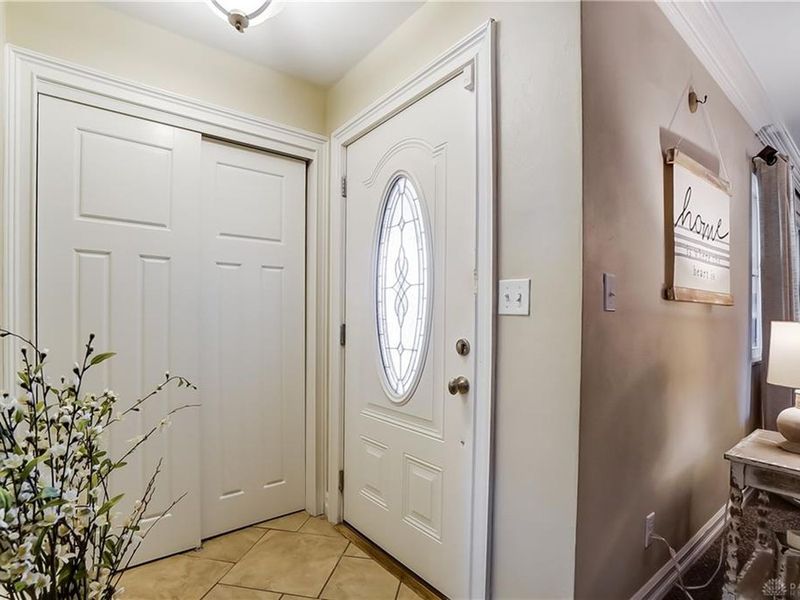 10764 Frederick Pike, Vandalia, OH, 45377 ListReports