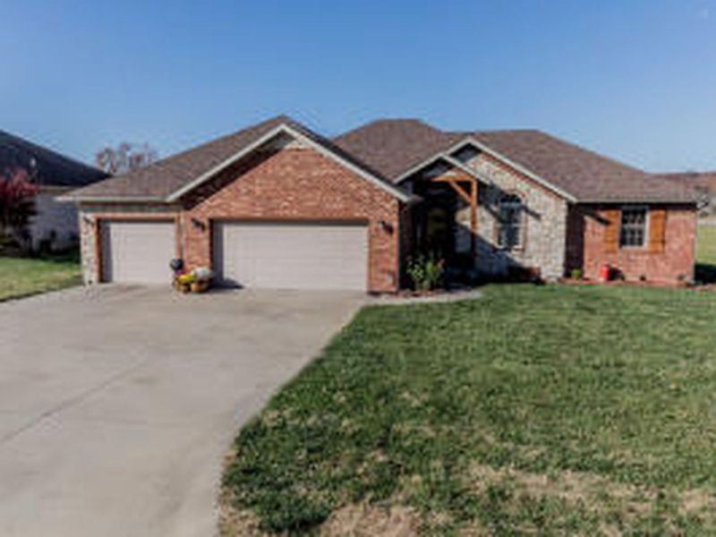 5485 Anita Avenue, Pleasant Hope, MO 65725 ListReports