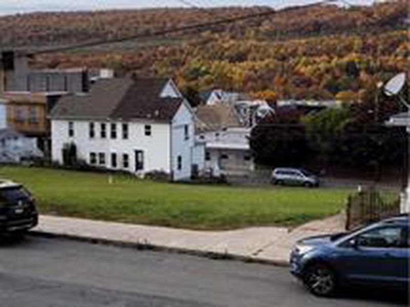 224 East Abbott Street, Lansford Borough, PA, 18232 ListReports