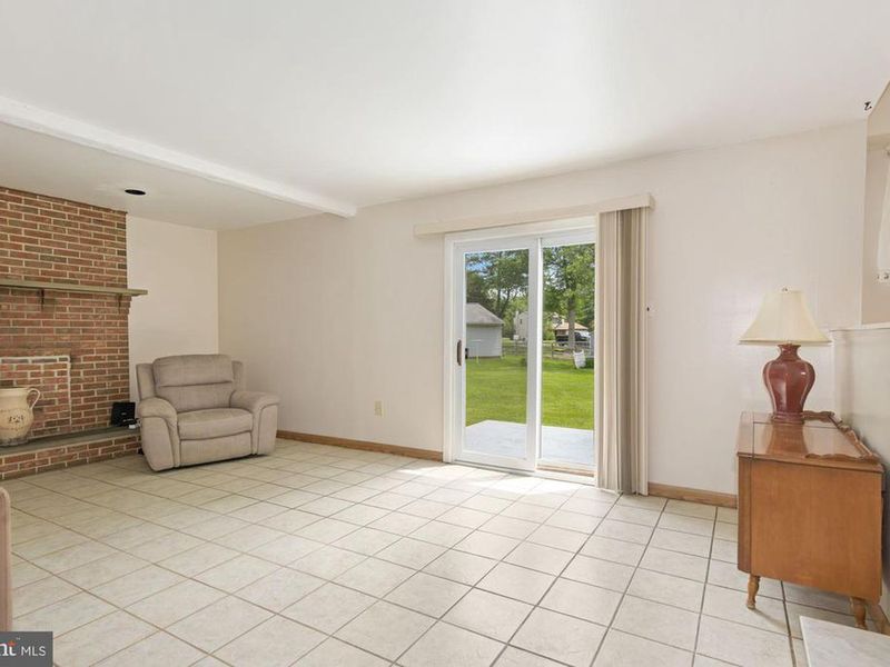 2068 Stewart Drive, Hatfield, PA, 19440 ListReports