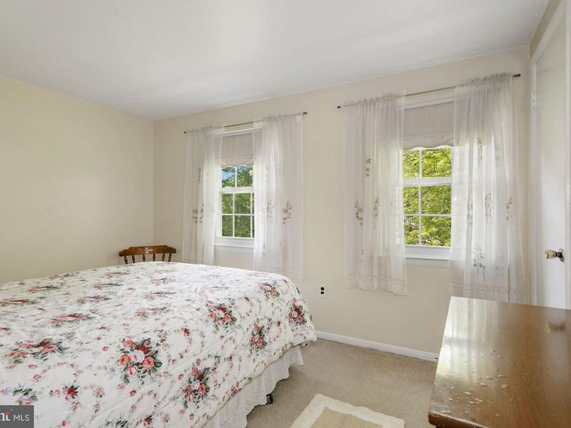 2068 Stewart Drive, Hatfield, PA, 19440 ListReports