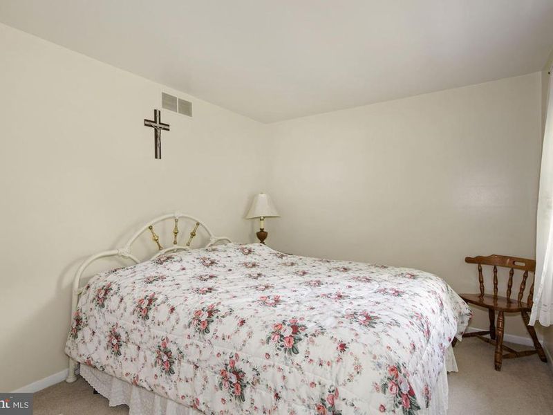 2068 Stewart Drive, Hatfield, PA, 19440 ListReports