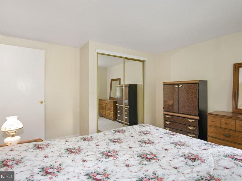 2068 Stewart Drive, Hatfield, PA, 19440 ListReports