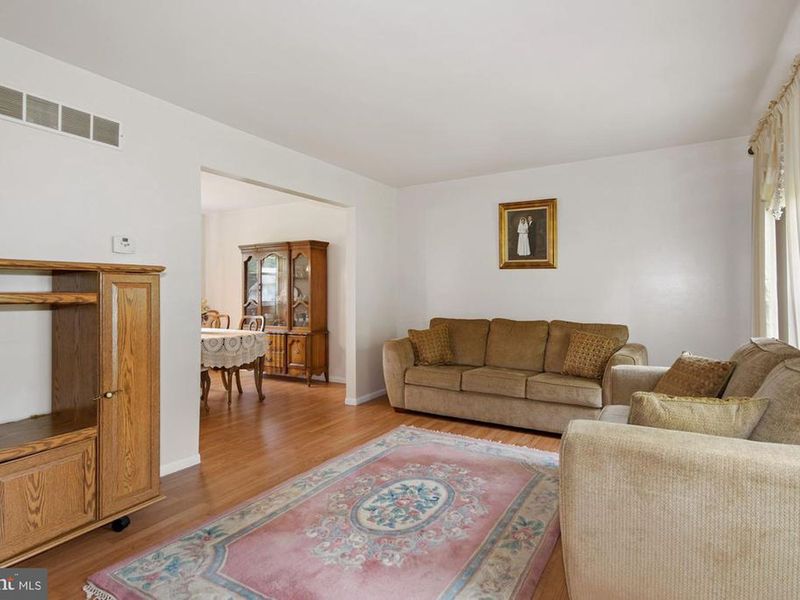 2068 Stewart Drive, Hatfield, PA, 19440 ListReports