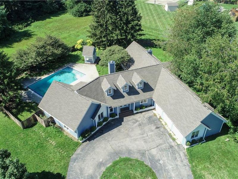 203 Forest Knoll Court, Fishers, IN, 46037 ListReports