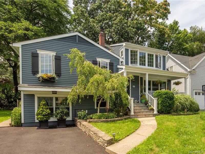 40 Robin Lane, Fairfield, CT 06824 ListReports