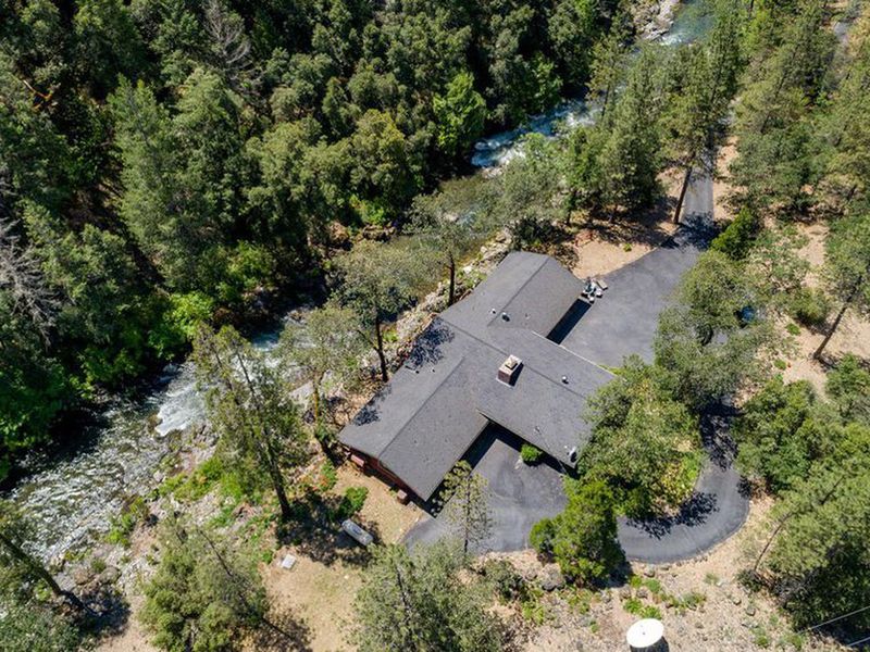 17103 Trinity Mountain Road, French Gulch, CA 96033 ListReports