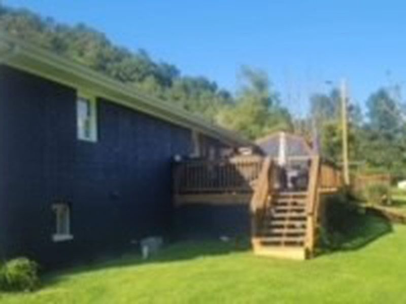 1813 Abbott Creek, Prestonsburg, KY, 41653 ListReports