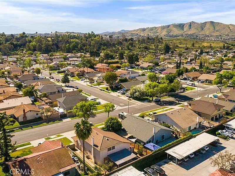 10333 Comanche Ave, Riverside, CA 92503 | ListReports