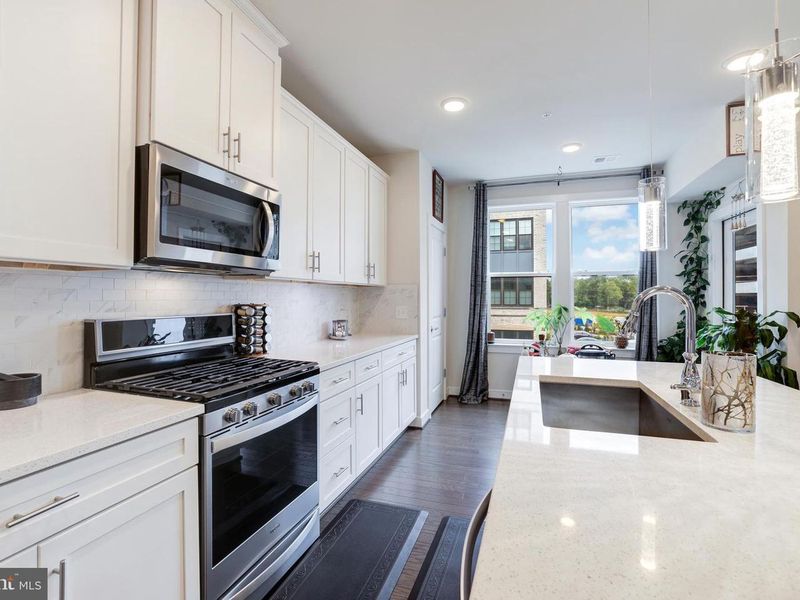 House image 12 for 13335 Launders Street Unit 134, Herndon, VA 20171