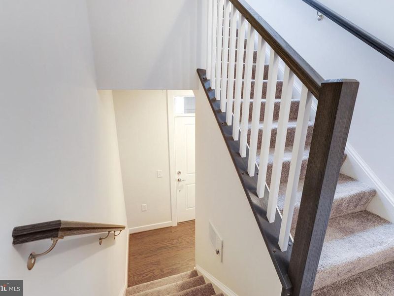 House image 4 for 13335 Launders Street Unit 134, Herndon, VA 20171