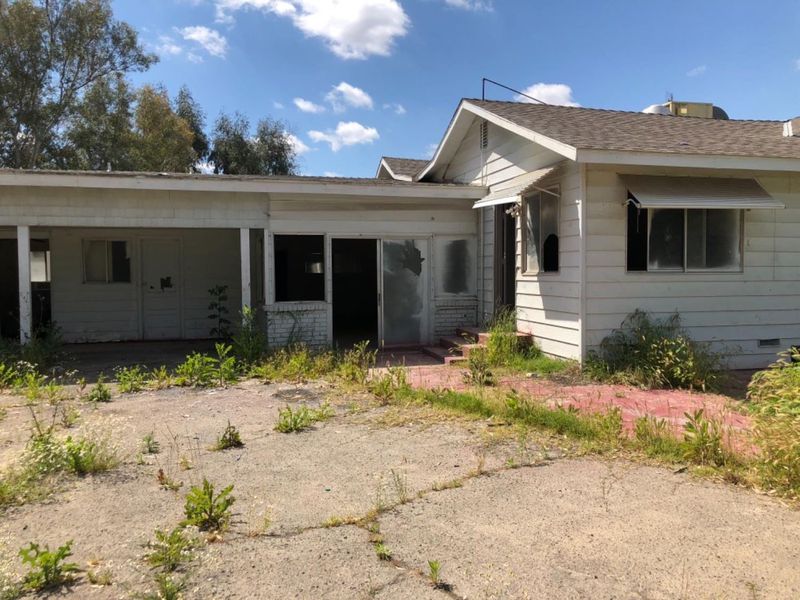 4515 W Shields Ave, Fresno, CA 93722 | ListReports