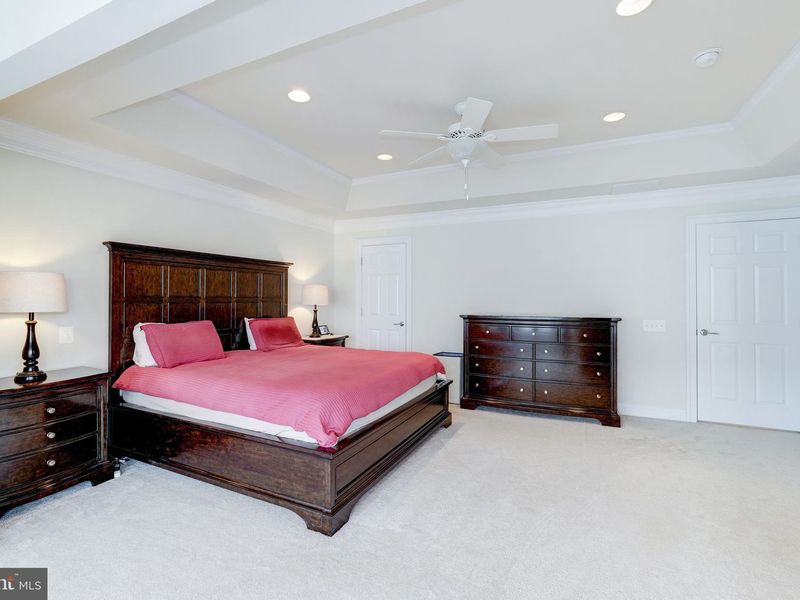 House image 29 for 43591 White Cap Terrace, Chantilly, VA, 20152