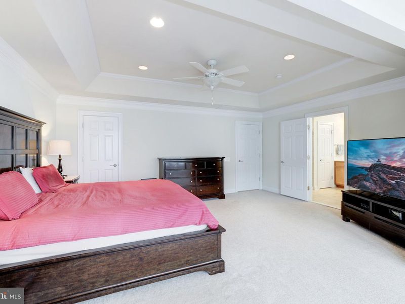 House image 30 for 43591 White Cap Terrace, Chantilly, VA, 20152