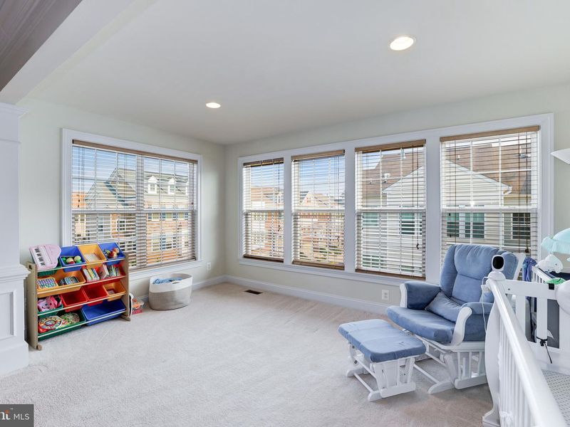 House image 32 for 43591 White Cap Terrace, Chantilly, VA, 20152