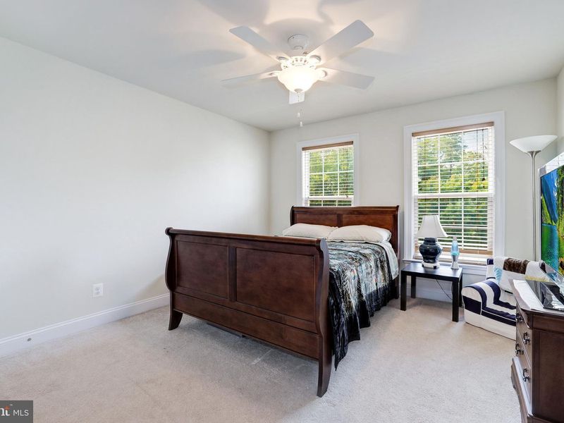 House image 36 for 43591 White Cap Terrace, Chantilly, VA, 20152