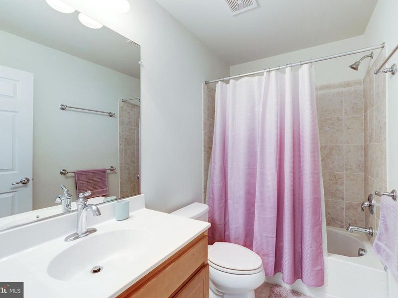 House image 46 for 43591 White Cap Terrace, Chantilly, VA, 20152